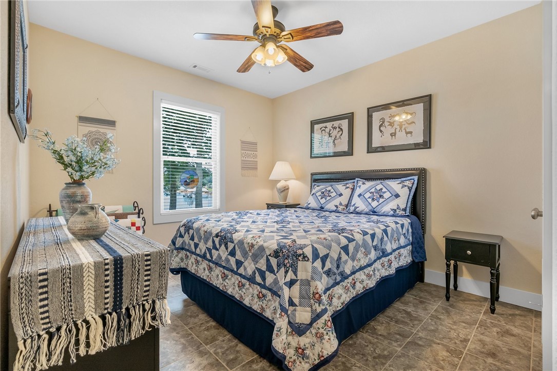 110 Walker Point Seneca, SC 29672 - Photo 24 of 47