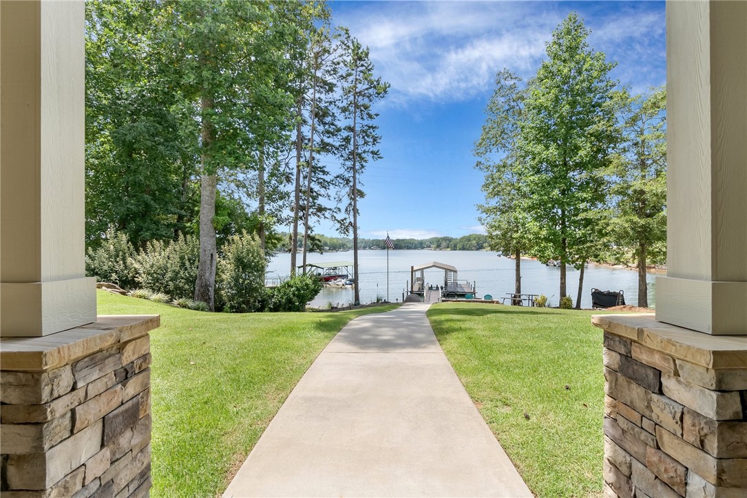 110 Walker Point Seneca, SC 29672 - Photo 35 of 47