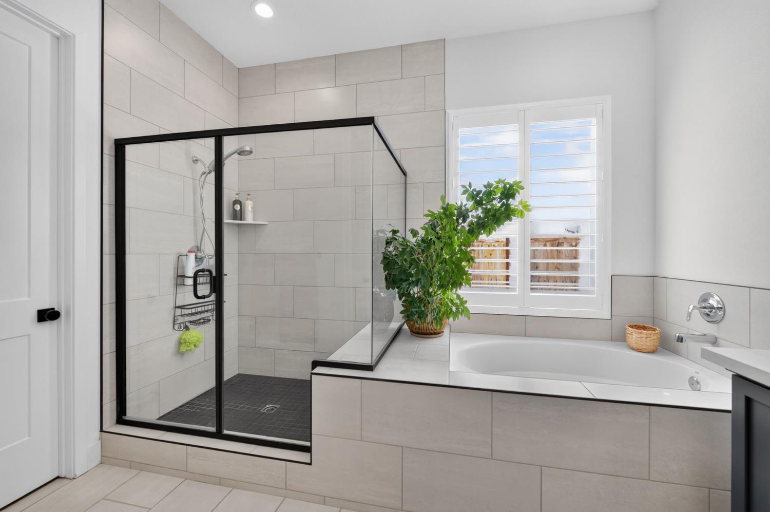 4146 Blackfish Road Madera, CA 93636 - Photo 37 of 58 Gallery Image 37