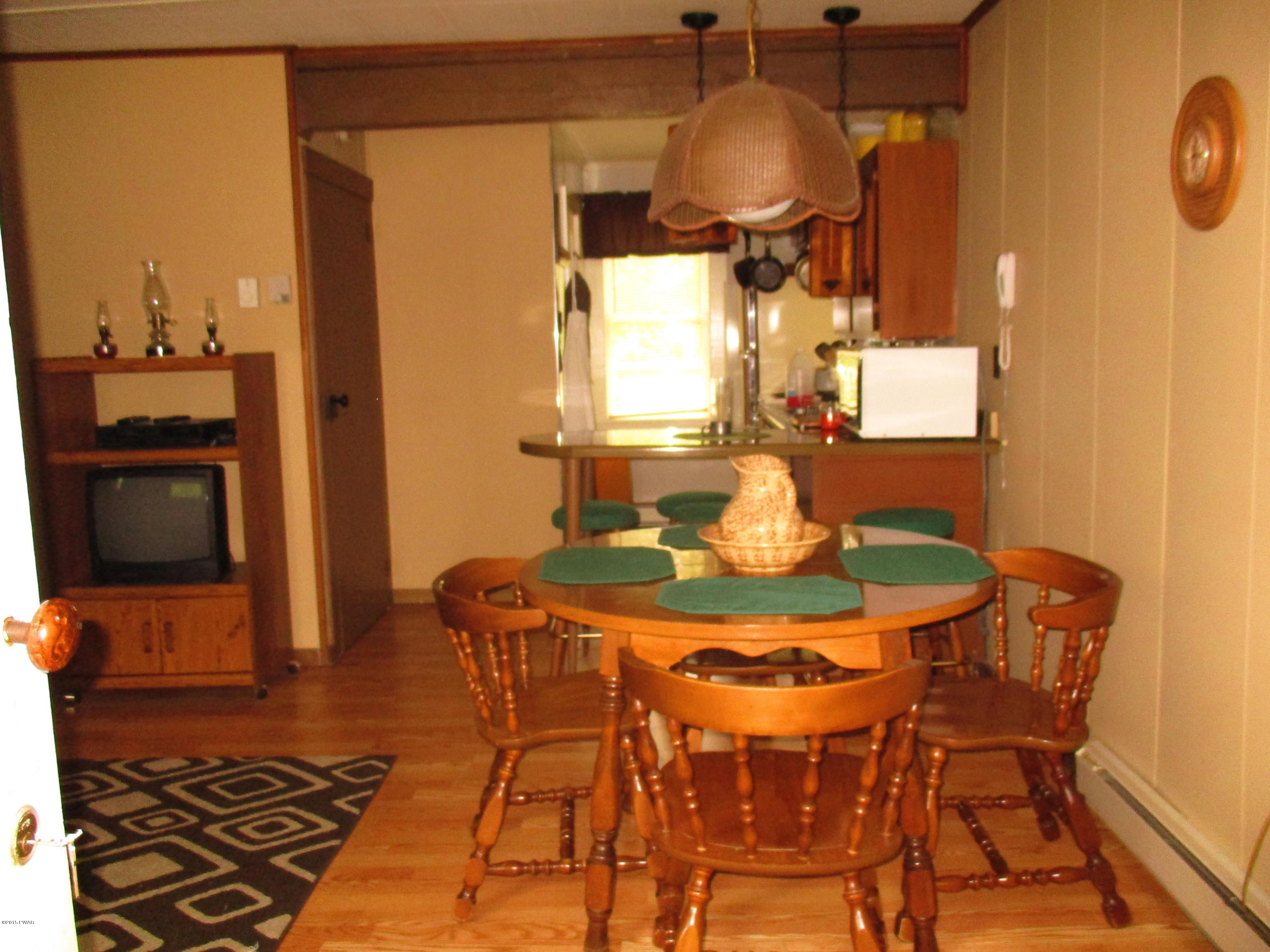 128 Rocky Road Greentown, PA 18426 - Photo 2 of 13