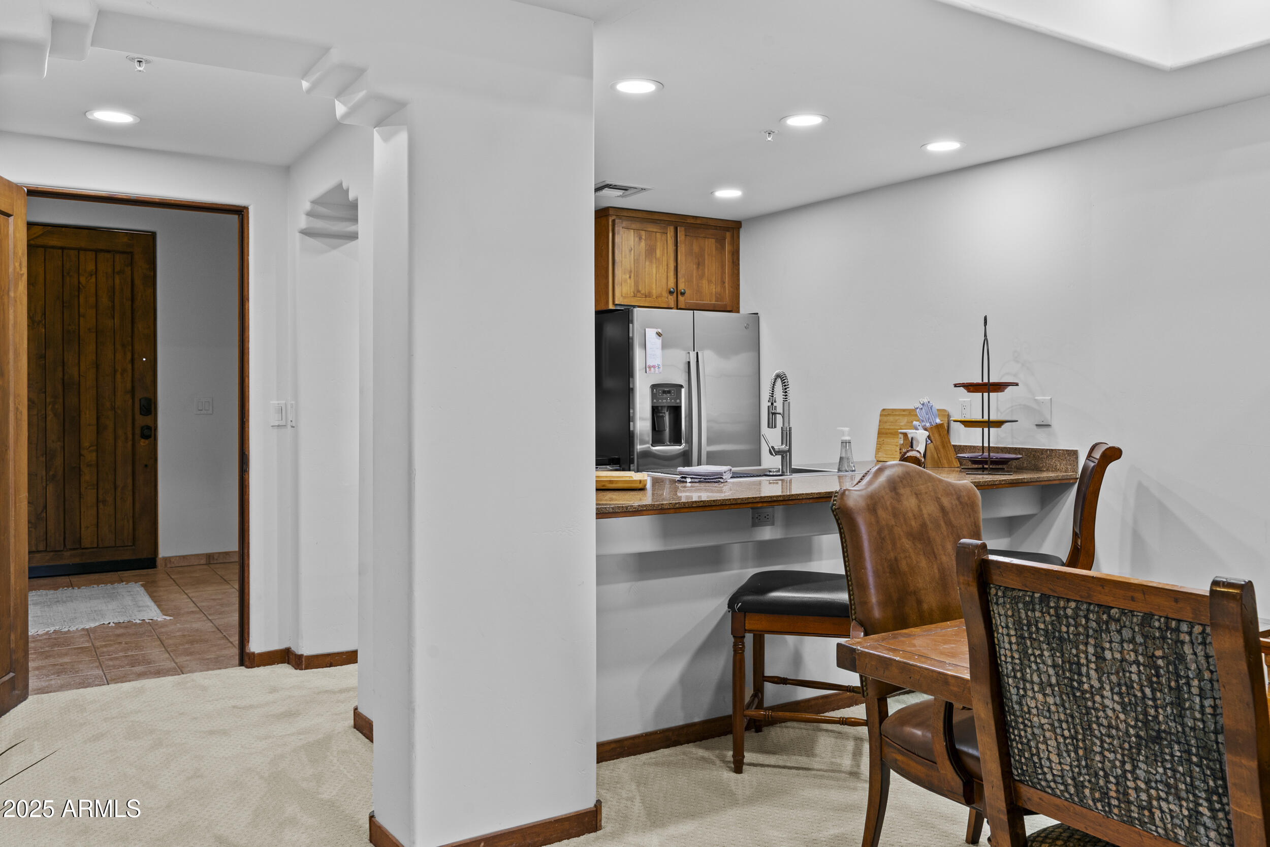 36601 North Mule Train Road, Unit D18 Carefree, AZ 85377 - Photo 6 of 53 a workspace with furniture and window
