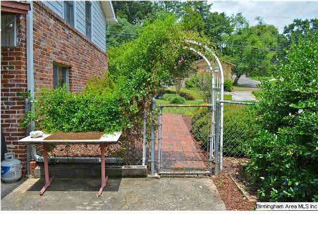 1237 Ingram Avenue Birmingham, AL 35213 - Photo 24 of 30