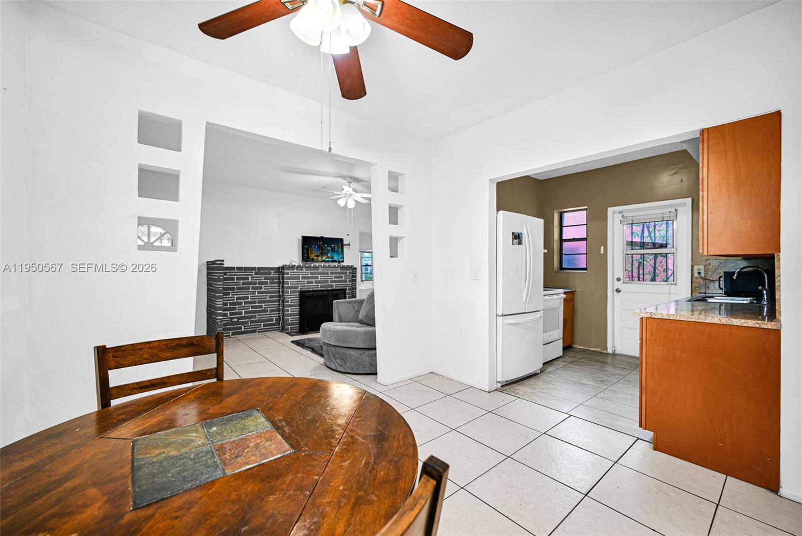 545 Northwest 77th Street Miami, FL 33150 - Photo 32 of 38