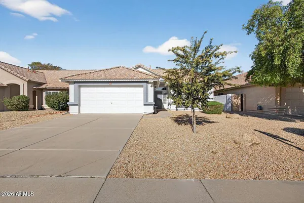 $2,395 | 552 East Jasper Drive, Gilbert, AZ 85296