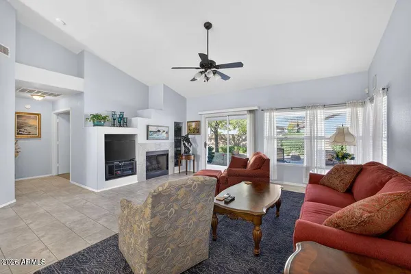 $2,395 | 552 East Jasper Drive, Gilbert, AZ 85296