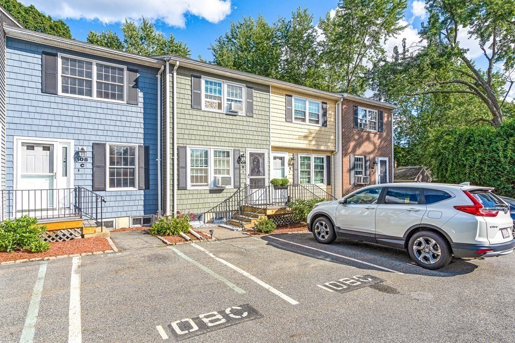 108 Roper Street, Unit C Lowell, MA 01852 - Photo 1 of 20 Gallery Image 1