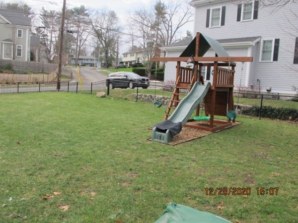 29 Dawson Drive Needham, MA 02492 - Photo 28 of 31