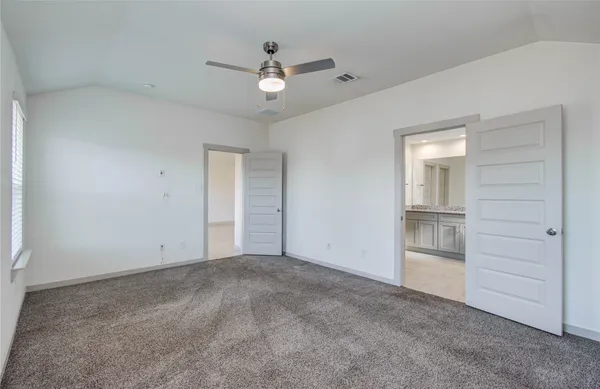 $2,350 | 4930 Natchez Trace, Fresno, TX 77545
