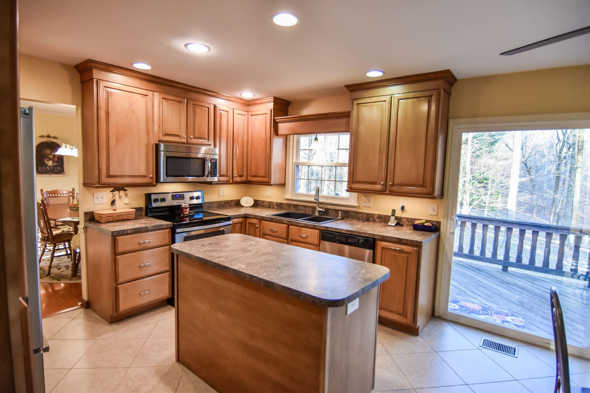 51 Nunning Road Evansville, IN 47712 - Photo 6 of 33 Gallery Image 6
