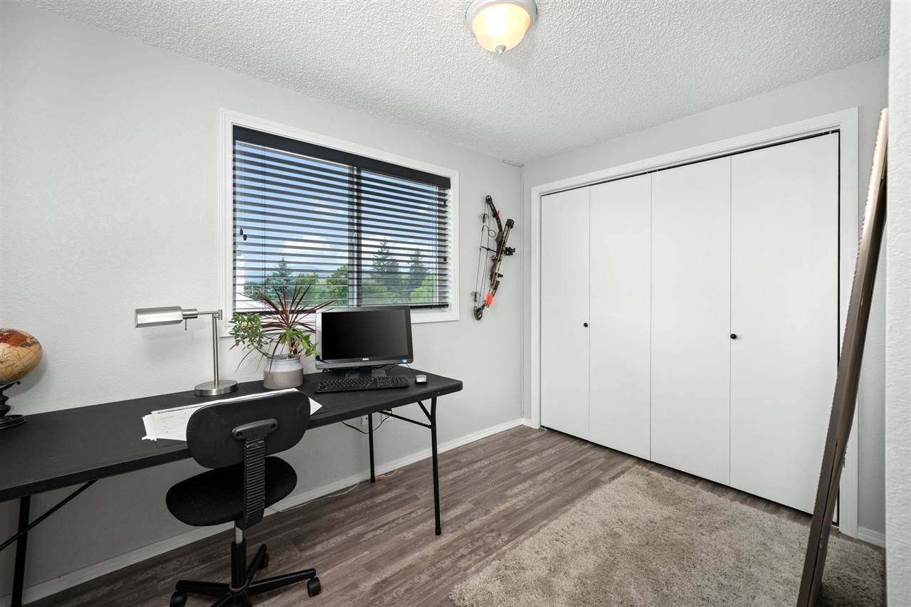 1218 North Van Marter Road Spokane Valley, WA 99206 - Photo 13 of 20