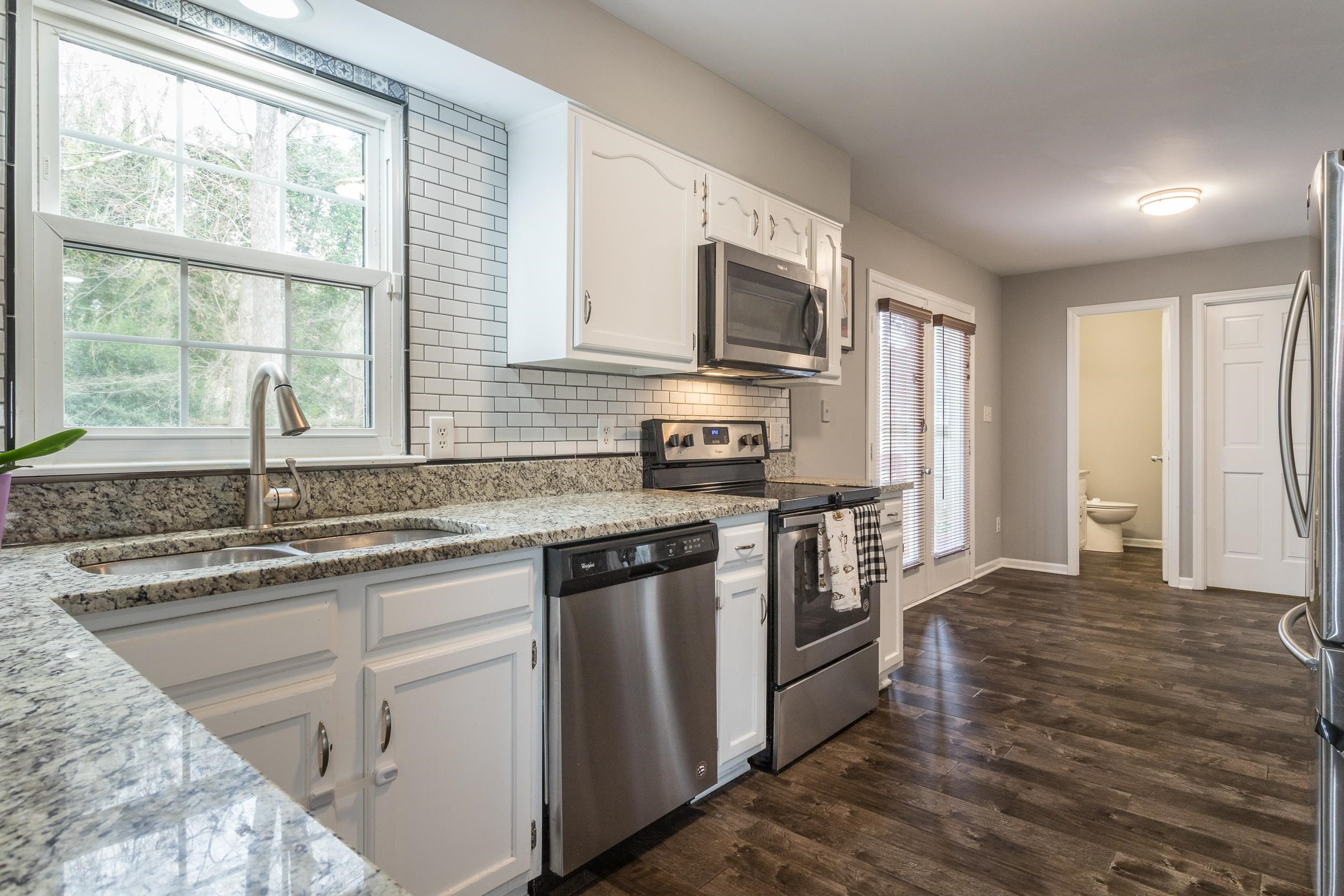 2124 Treverton Place Raleigh, NC 27609 - Photo 11 of 36 Photo 11