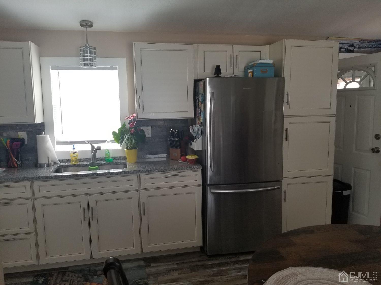 22 Longfellow Road North Brunswick, NJ 08902 - Photo 14 of 30 Gallery Image 14