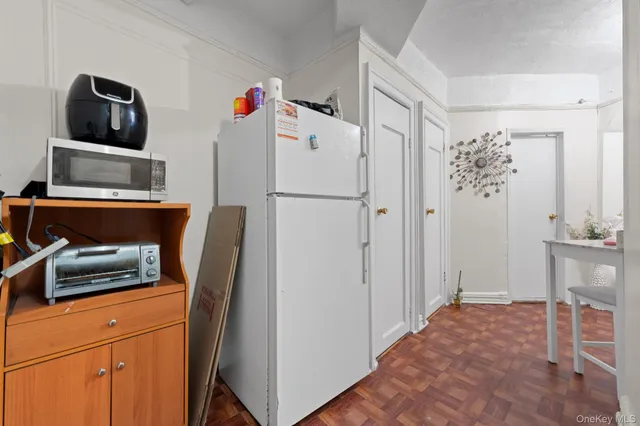 $130,000 | 941 Jerome Avenue, Unit 1A | Highbridge