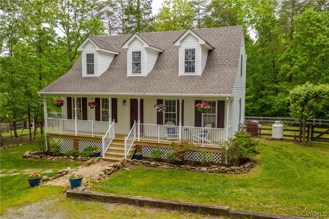 4544 Peters Creek Road Columbia, VA 23038 - Photo 1 of 50 Beautiful Cape Cottage home with full country fron