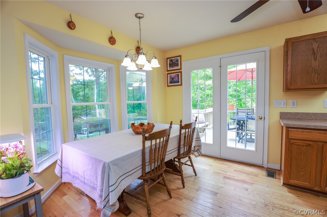 4544 Peters Creek Road Columbia, VA 23038 - Photo 23 of 50 Kitchen Bay Window Breakfast Nook with glass doors