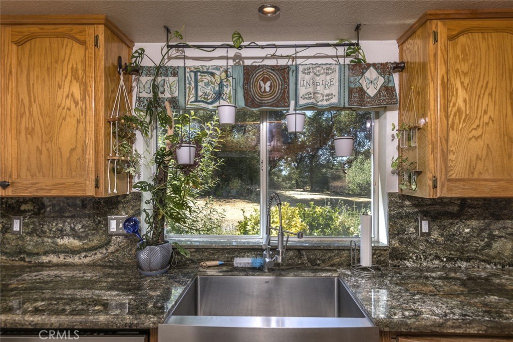 45315 Forest Ridge Drive Ahwahnee, CA 93601 - Photo 12 of 75