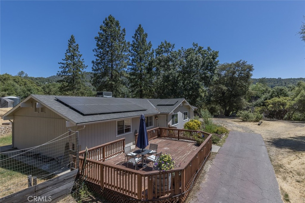 45315 Forest Ridge Drive Ahwahnee, CA 93601 - Photo 4 of 75