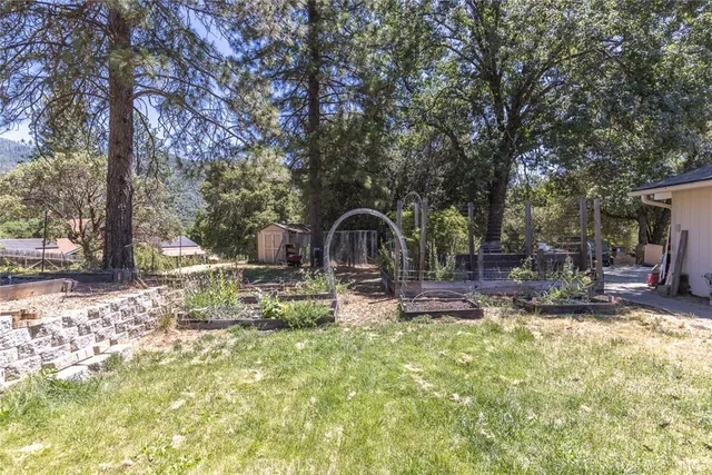 $465,000 | 45315 Forest Ridge Drive, Ahwahnee, CA 93601