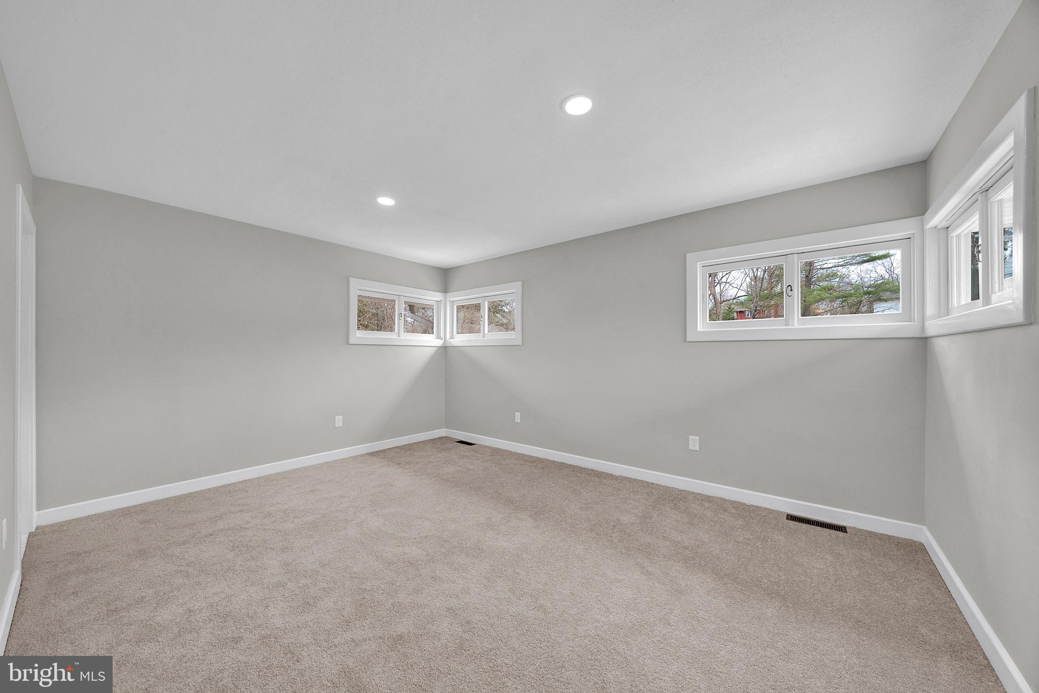 412 Washington Crossing Pennington Road Titusville, NJ 08560 - Photo 13 of 38 a view of an empty room with a window