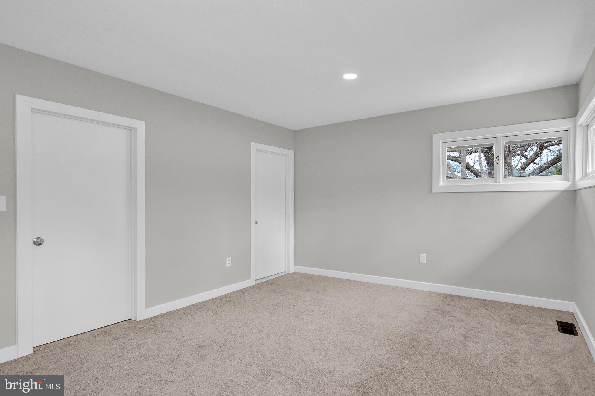 412 Washington Crossing Pennington Road Titusville, NJ 08560 - Photo 14 of 38 a view of an empty room with a window