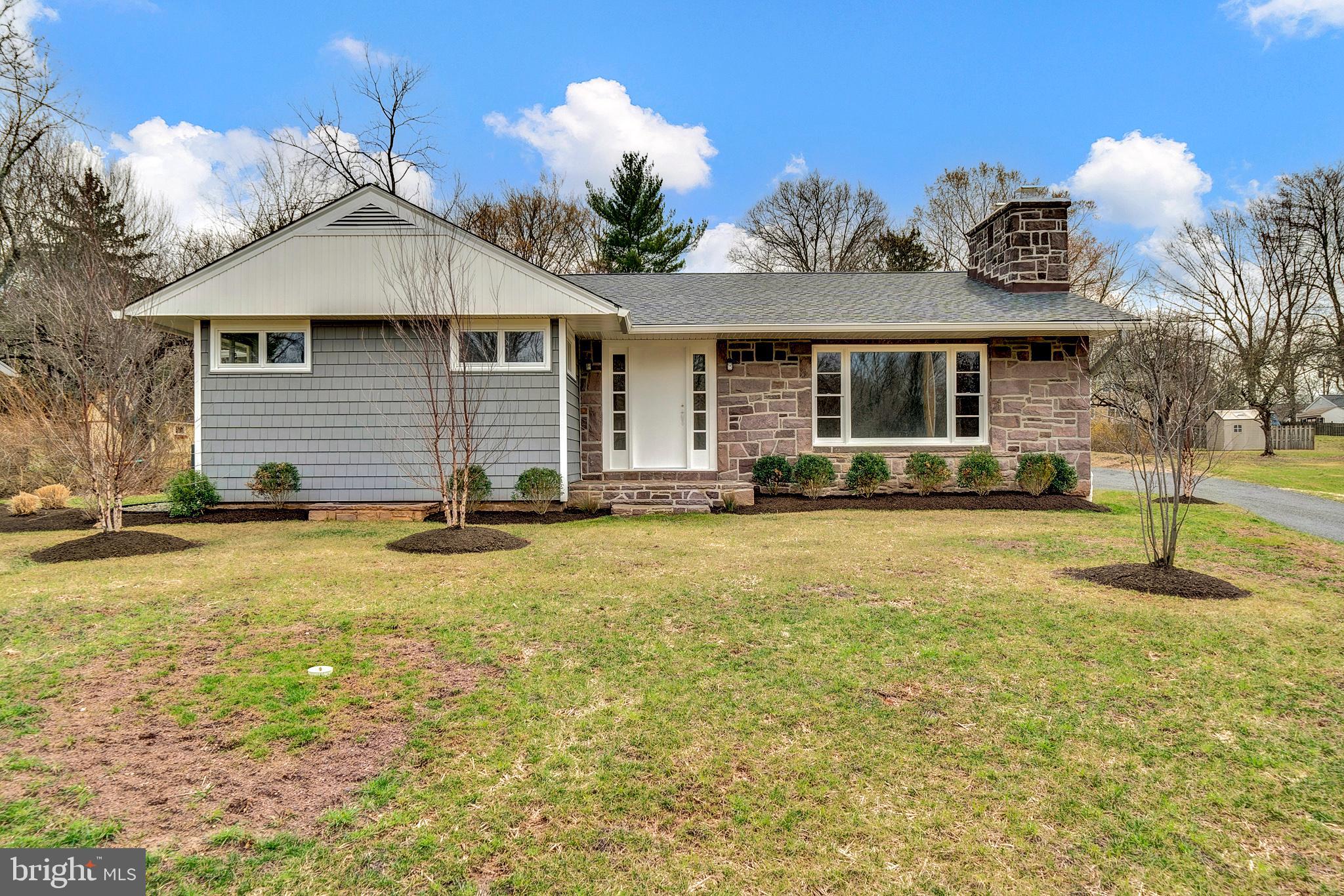 412 Washington Crossing Pennington Road Titusville, NJ 08560 - Photo 38 of 38 a front view of a house with a yard
