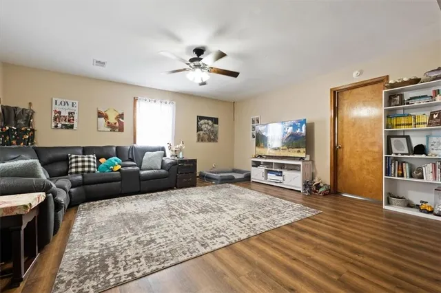 $249,900 | 1349 760 P Road, Urich, MO 64788