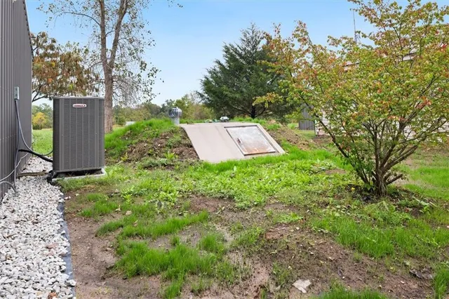 $249,900 | 1349 760 P Road, Urich, MO 64788