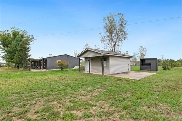 $249,900 | 1349 760 P Road, Urich, MO 64788