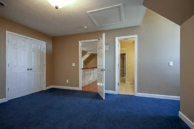 296 Ernest Cates Road Bethpage, TN 37022 - Photo 11 of 20 Bedroom w/ extra large closet space