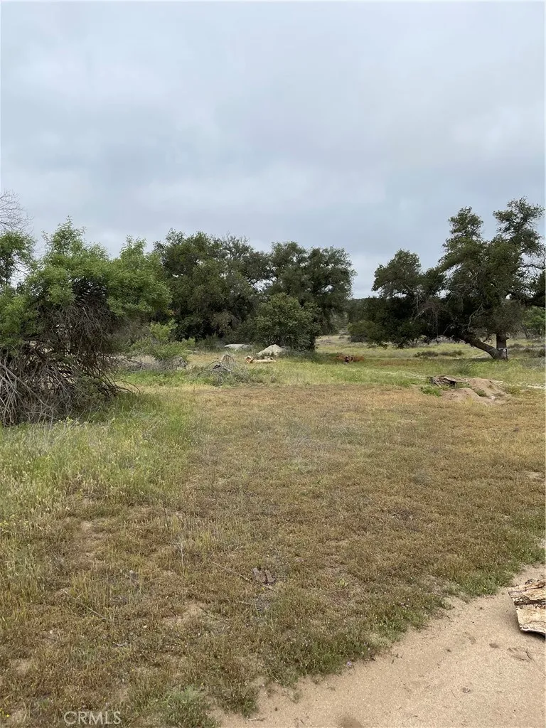 41 Melton Road Hemet, CA 92544 - Photo 3 of 8 a view of an ocean