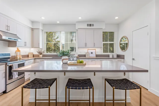 $1,195,000 | 5680 Surfrider Way, Unit 105, Goleta, CA 93117
