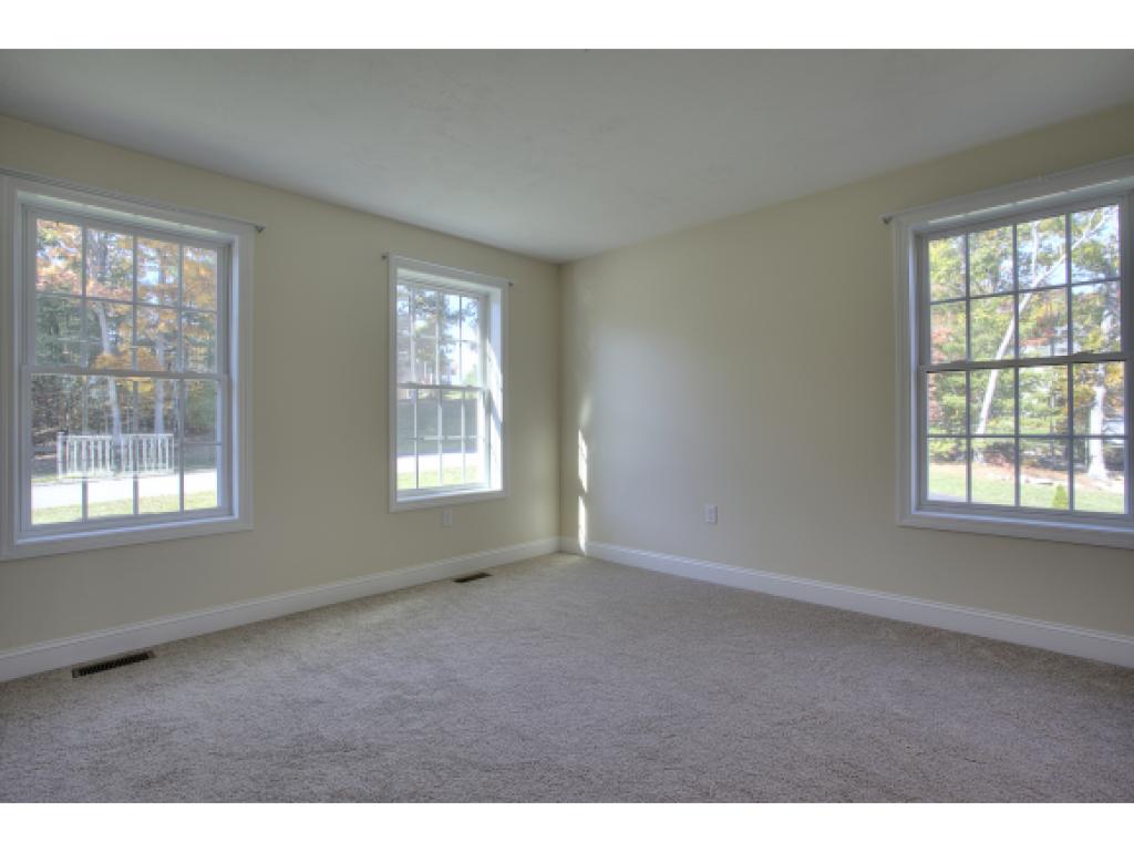 14 Jacob Road Windham, NH 03087 - Photo 5 of 26