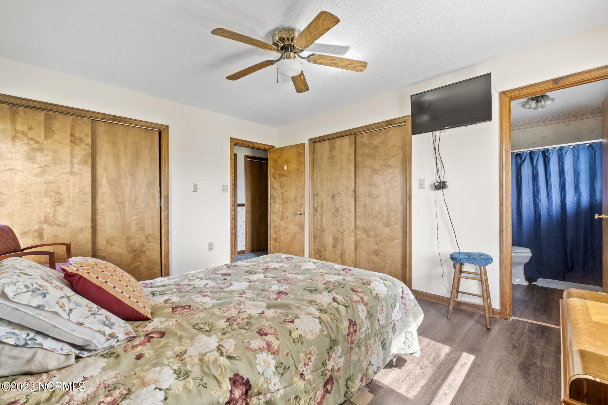 225 Perkins Road Gatesville, NC 27938 - Photo 11 of 35 Master Bedroom2