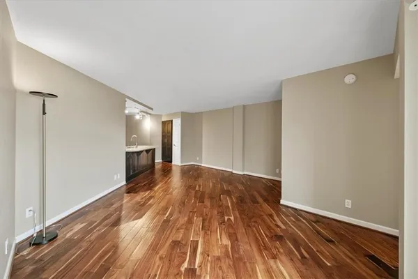 $185,000 | 3838 Rainbow Boulevard, Unit 304, Kansas City, KS 66103