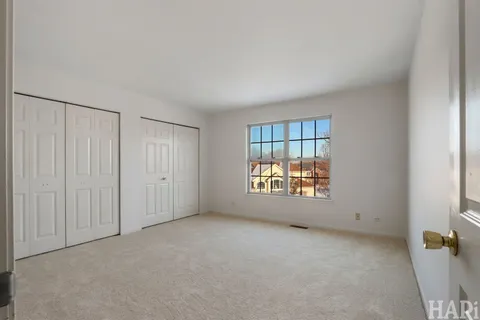 $619,000 | 1385 Caribou Lane, Hoffman Estates, IL 60192