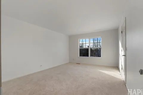 $619,000 | 1385 Caribou Lane, Hoffman Estates, IL 60192