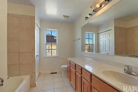 $619,000 | 1385 Caribou Lane, Hoffman Estates, IL 60192