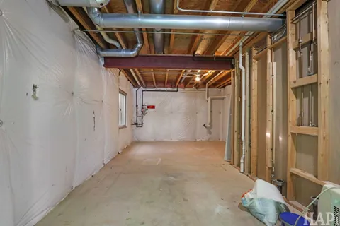 $619,000 | 1385 Caribou Lane, Hoffman Estates, IL 60192