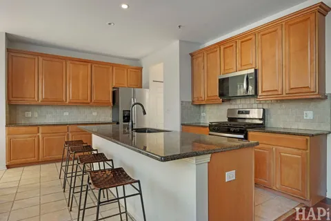 $619,000 | 1385 Caribou Lane, Hoffman Estates, IL 60192