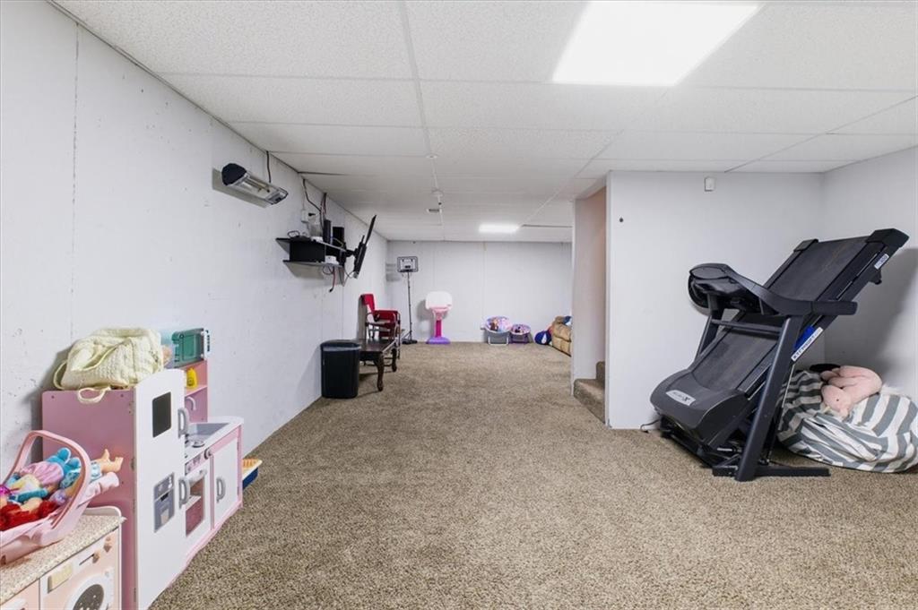 164 Laurens Road Rockmart, GA 30153 - Photo 32 of 41 a view of a room with gym equipment