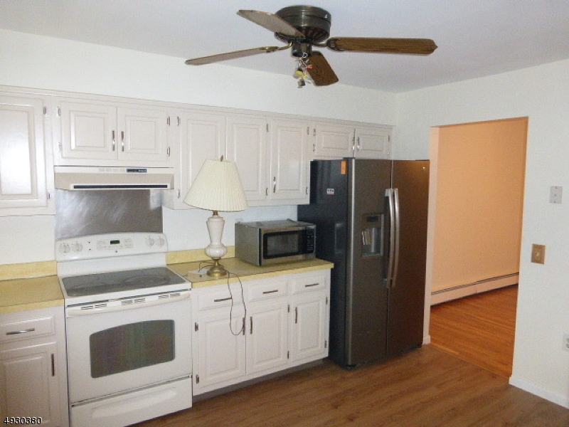 29 Oxford Road Wharton, NJ 07885 - Photo 11 of 25