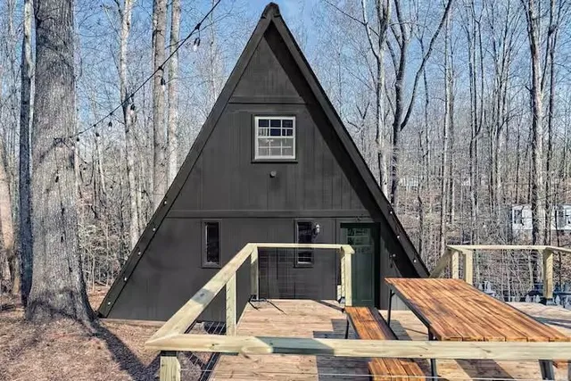 $149,000 | 114 North Port Bass Drive, Fair Play, SC 29643