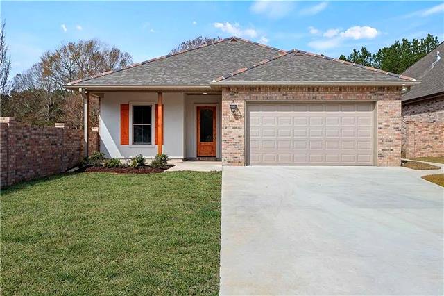 285 Lourdes Lane Covington, LA 70435 - Photo 1 of 23