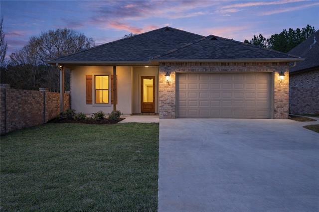 285 Lourdes Lane Covington, LA 70435 - Photo 2 of 18