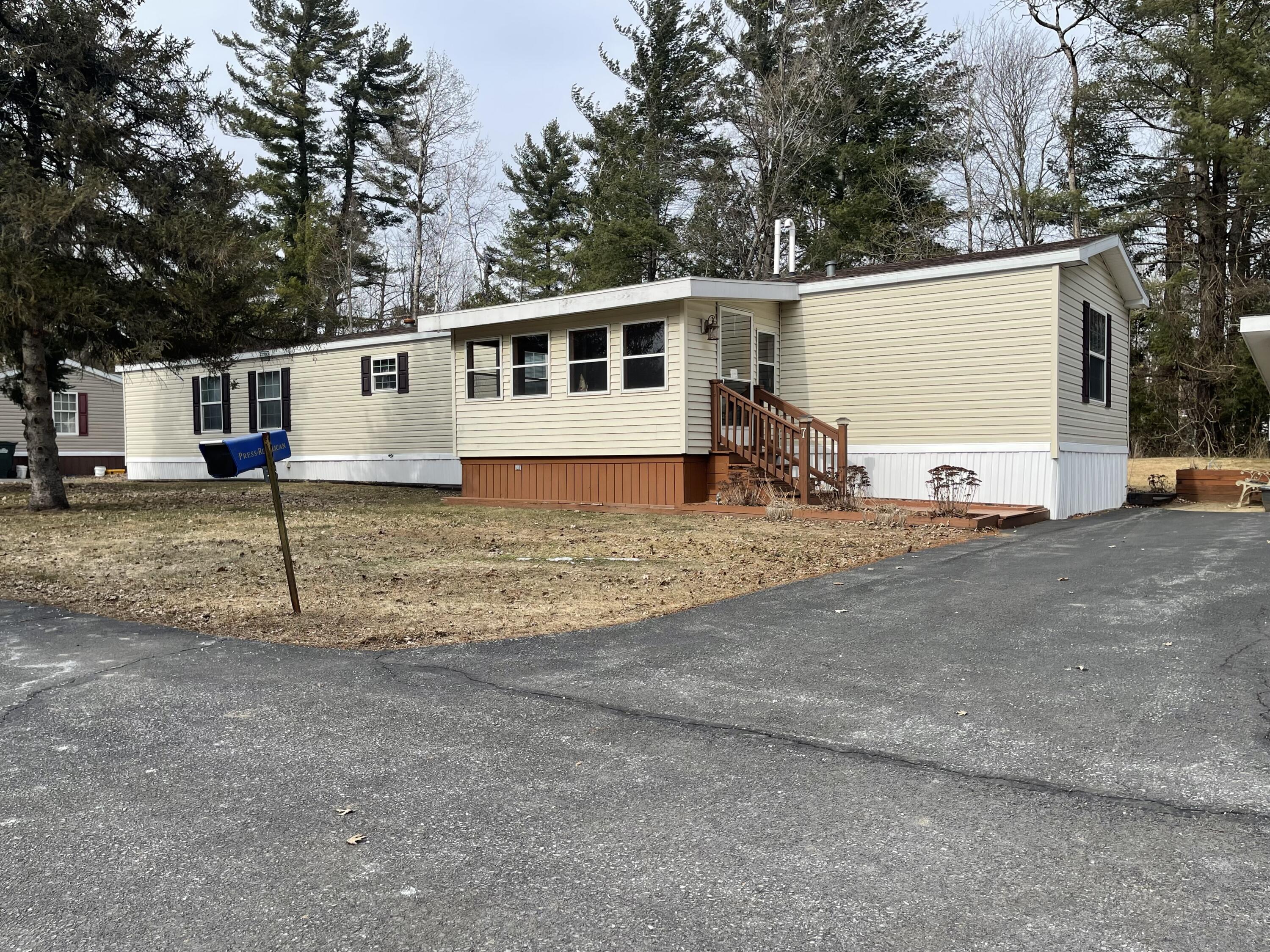 7 Labarge Drive Plattsburgh, NY 12901 - Photo 1 of 33