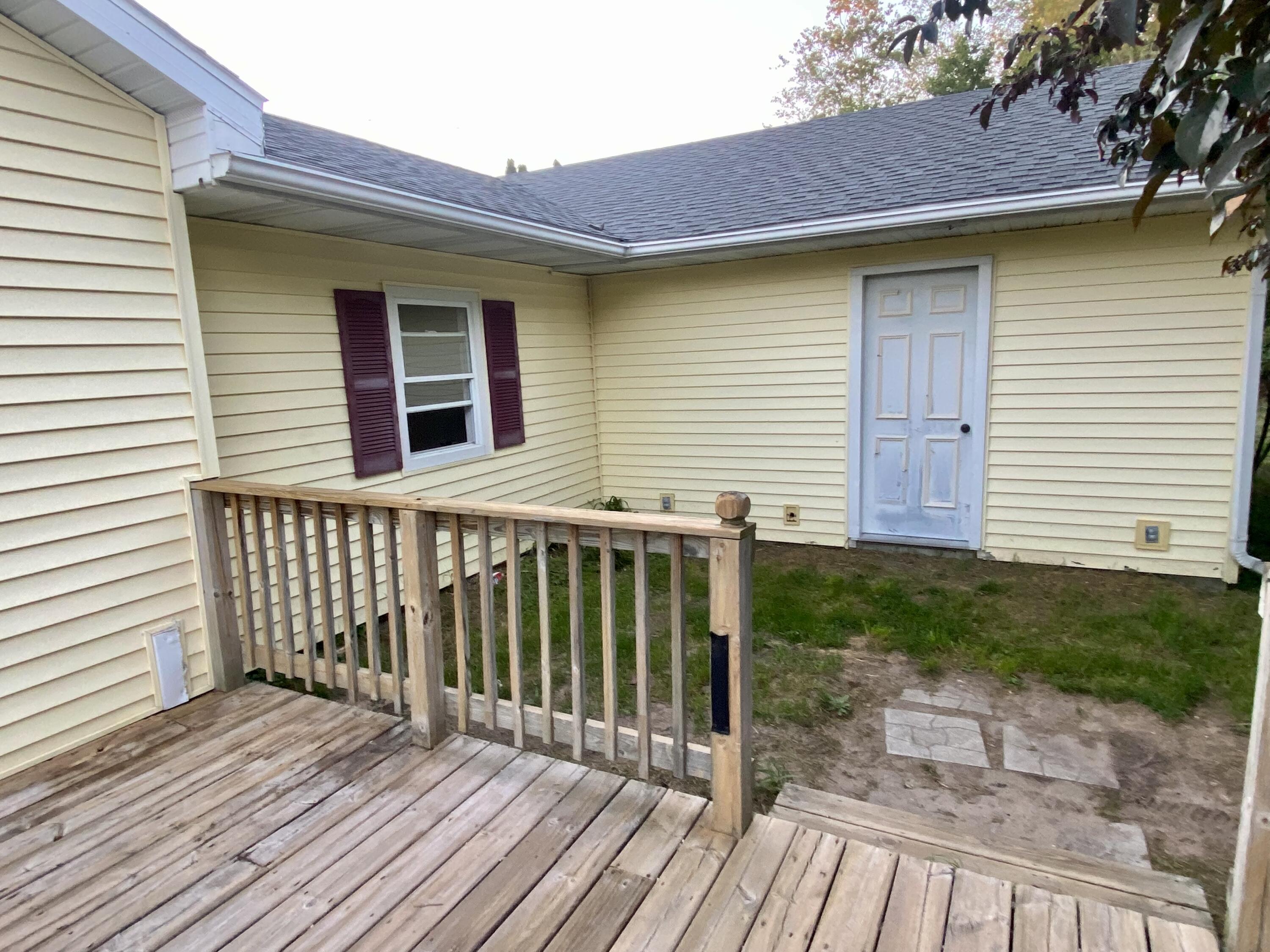 4985 Maple Road Manistee, MI 49660 - Photo 22 of 28 Back deck
