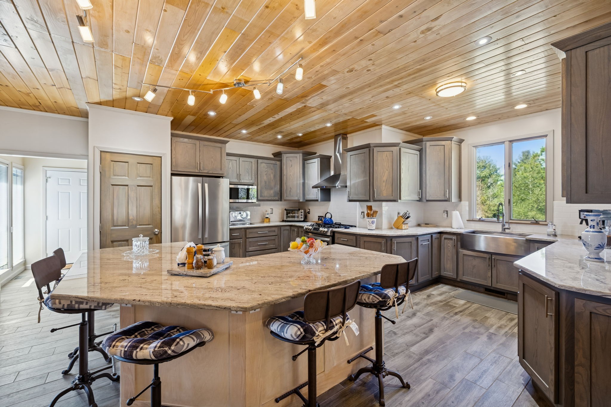 1372 Short Mountain Road McMinnville, TN 37110 - Photo 8 of 31