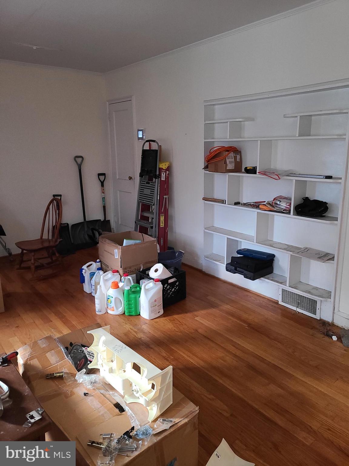 978 Masefield Road Baltimore, MD 21207 - Photo 2 of 9