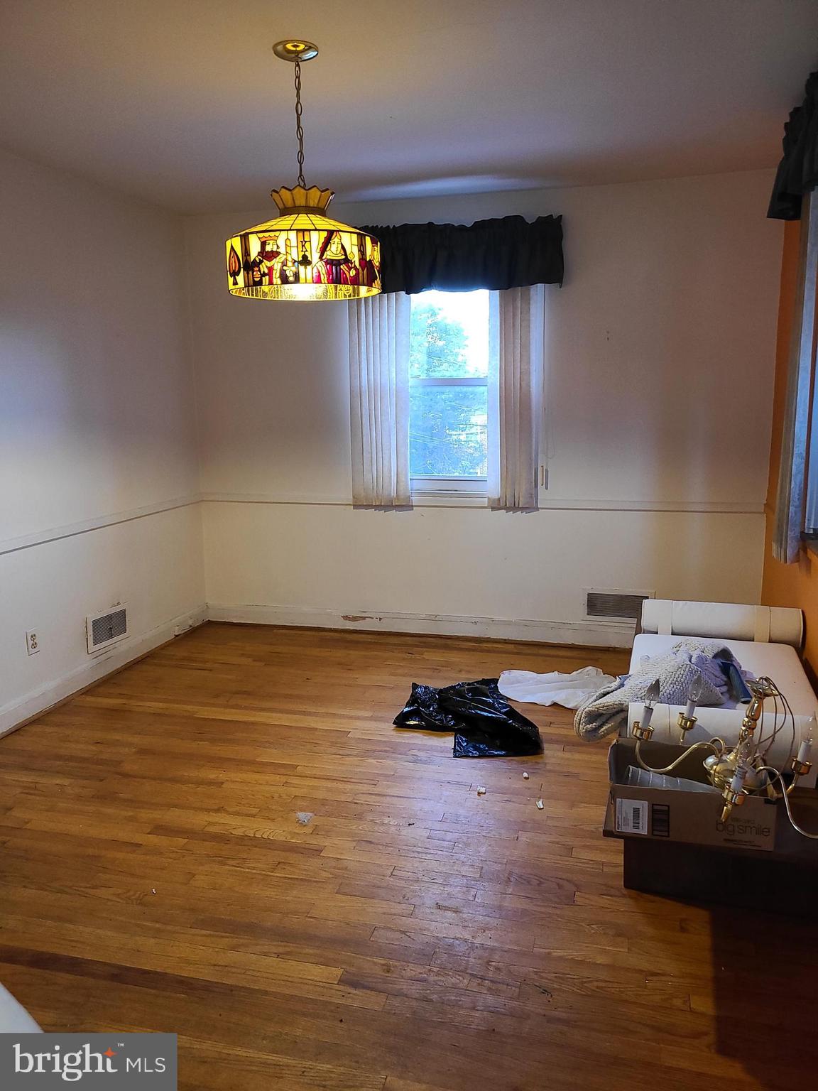 978 Masefield Road Baltimore, MD 21207 - Photo 5 of 9