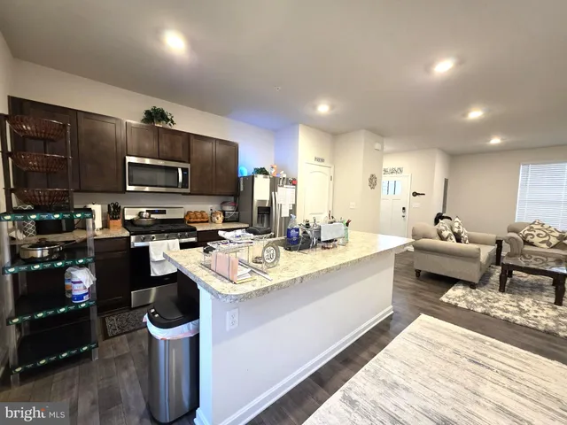 $2,200 | 407 Stream Valley Court, Salisbury, MD 21804